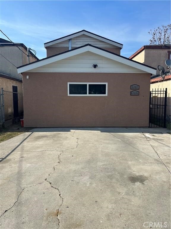 Building Photo - 9707 Bandera St