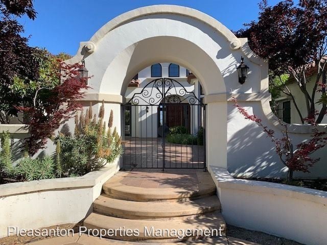 Building Photo - 5 br, 5 bath House - 1297 Via Di Salerno