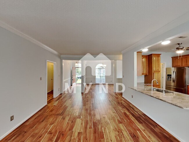 Building Photo - 17110 Grenache Ct