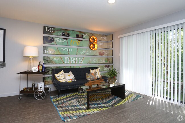 Trio Apartments Austin Tx 1br 1ba A3 Designer Trio