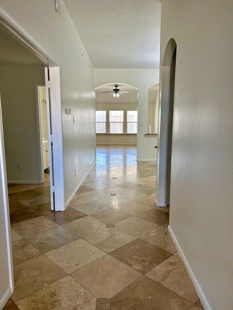 Foto del edificio - 18531 Shadow Line Ct