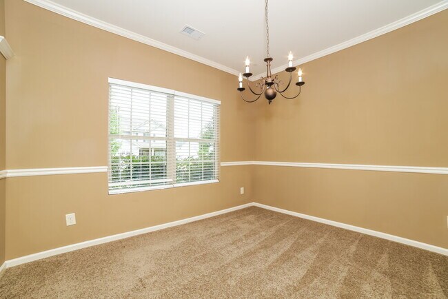 Foto del edificio - 981 Rock Elm Dr