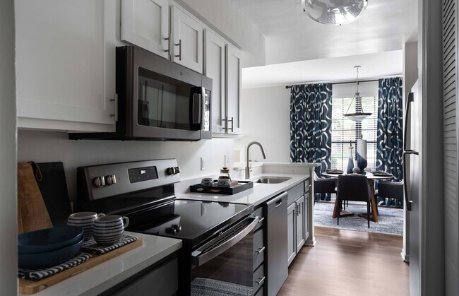 Foto del edificio - Willow Lake Apartments