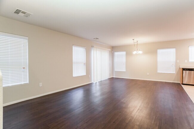 Foto del edificio - 4268 Perfect Drift St