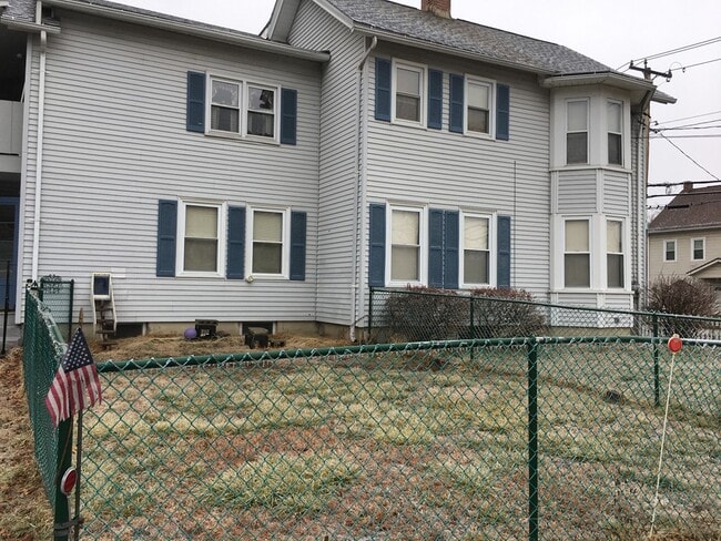 Foto del edificio - 278 E Main St