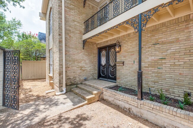 Foto del edificio - 5921-5925 Preston Road