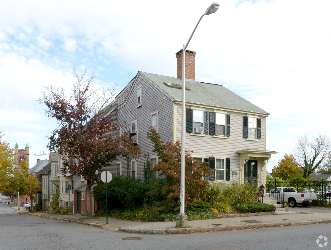 Building Photo - 22 S Sixth St