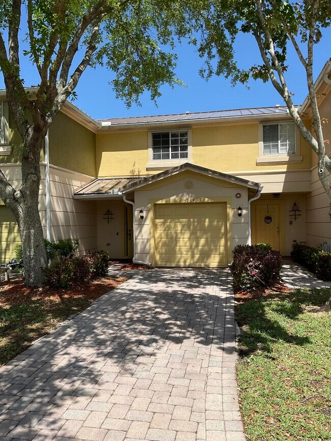 Foto del edificio - 5269 SE Jennings Ln