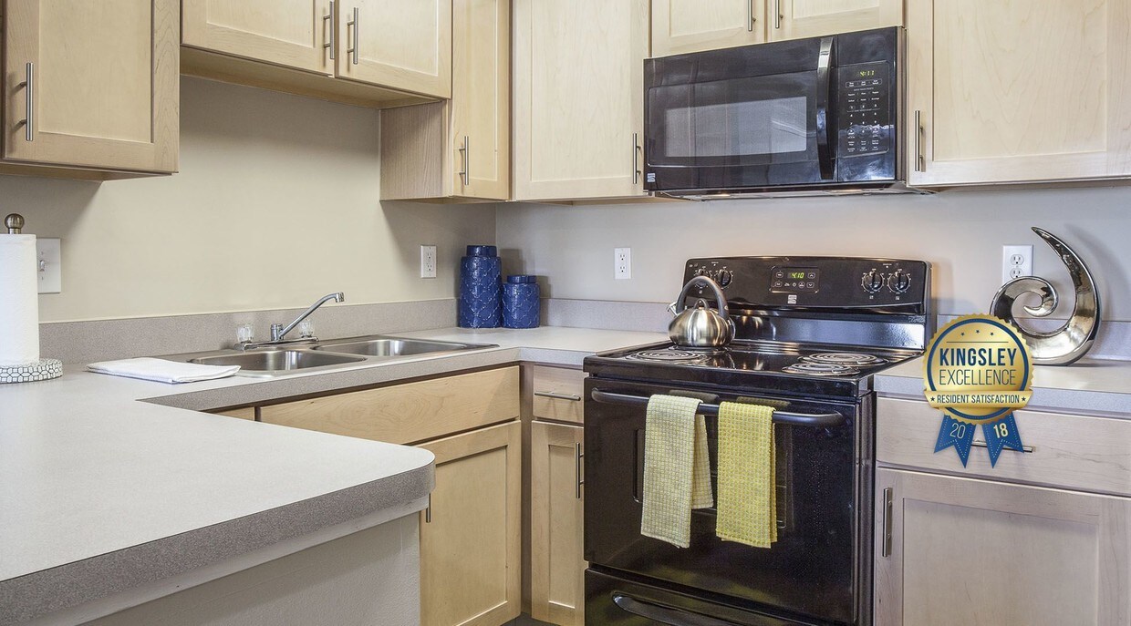 Abbie Lakes by Cortland Apartments 3833 Abbie Lakes Dr Canal