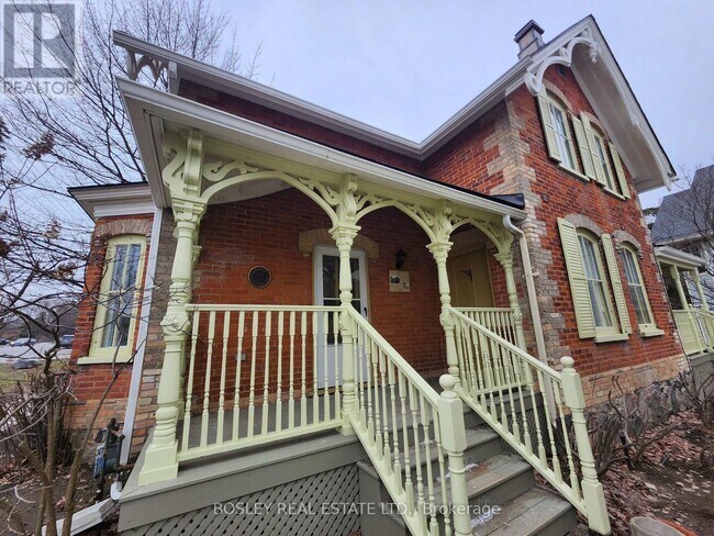 Building Photo - 5958 16th Ave