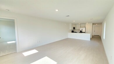 Building Photo - 26819 Feather Reed Dr