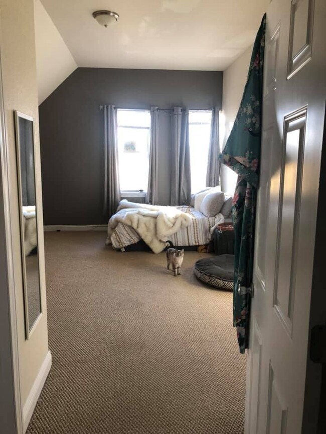 Upstairs bedroom - 1672 N Jackson St