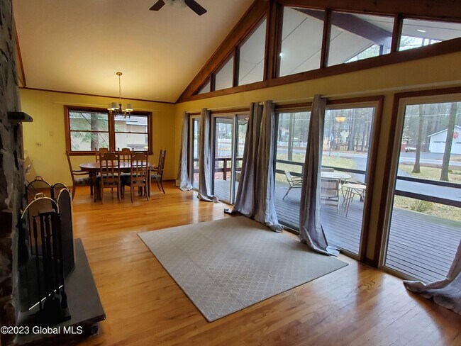 Building Photo - 367 Northern Pines Rd