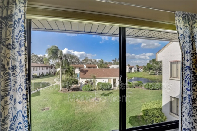 Foto del edificio - 794 Capri Isles Blvd