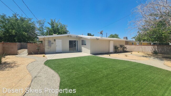 Building Photo - 4 br, 2 bath House - 2025 W Newgrove St