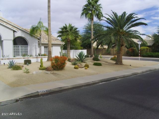 Building Photo - 4944 E Paradise Ln