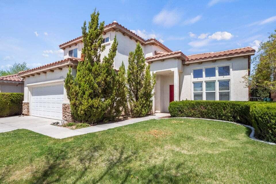 Foto principal - 4155 Vahan Ct