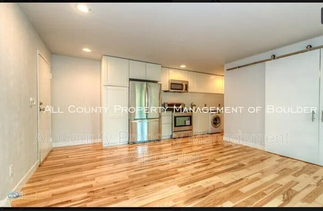 Foto del edificio - 2606 Juniper Ave