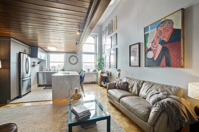 Foto del edificio - 464 Central Ave