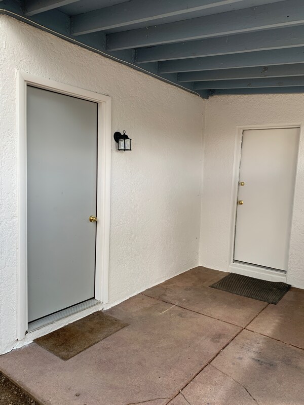 Building Photo - 2671 N Palo Verde Ave