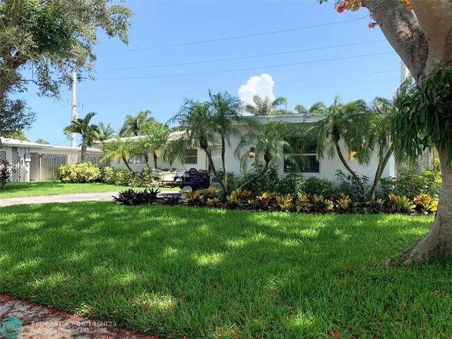 Foto del edificio - 764 SW 7th St