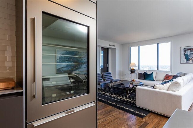 Building Photo - 75 14th St NE