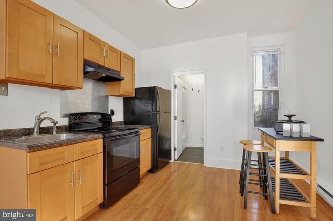 Foto del edificio - 1733 W Oxford St