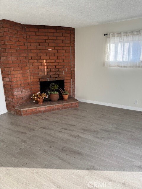 Building Photo - 20533 Eastwood Ave