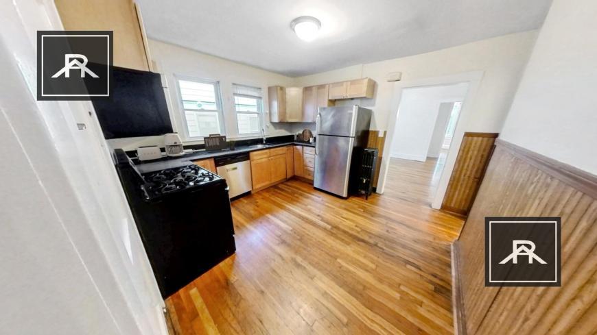 4 bedroom in Boston MA 02120 - 4 bedroom in Boston MA 02120