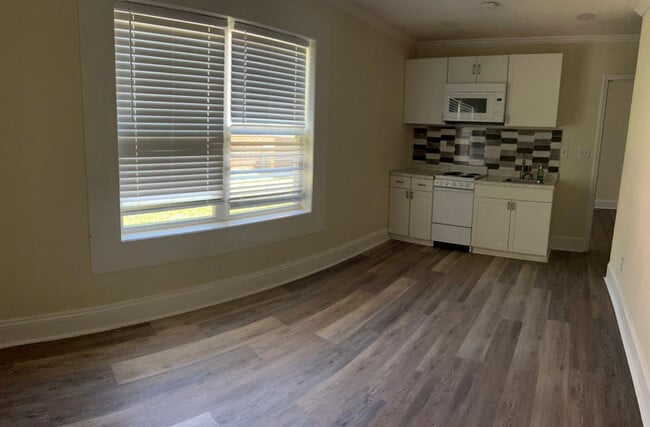 Foto del edificio - 231 Spring St SW