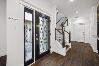 Building Photo - 1528 Prince St