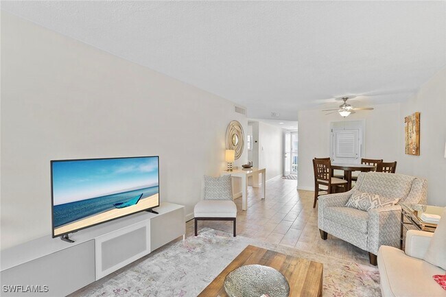 Foto del edificio - 72 7th St S