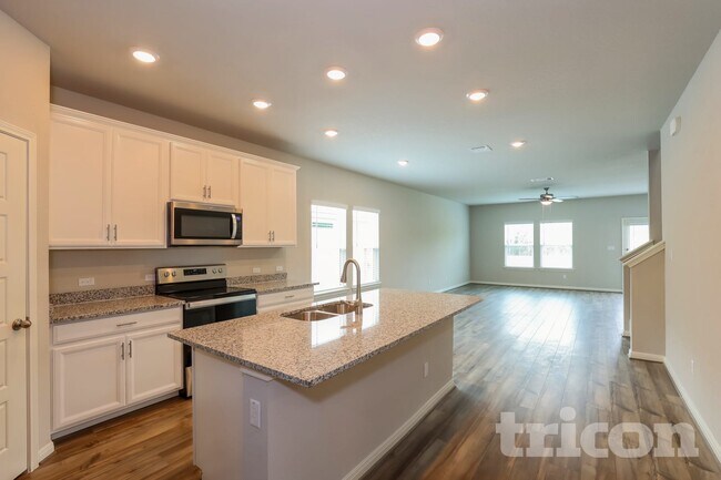 Foto del edificio - 13511 Emerson Wy