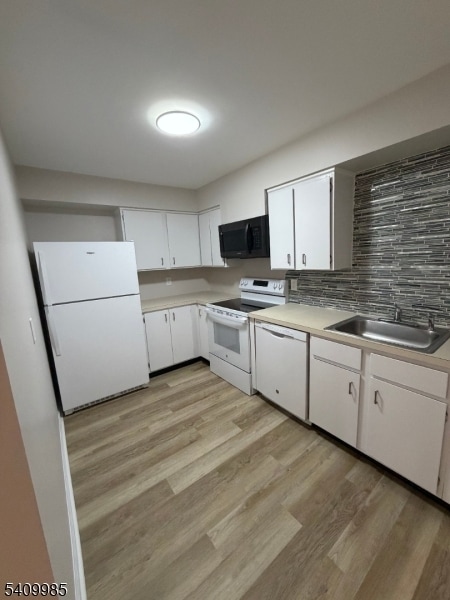 Building Photo - 520 Turnpike C114 Tpke