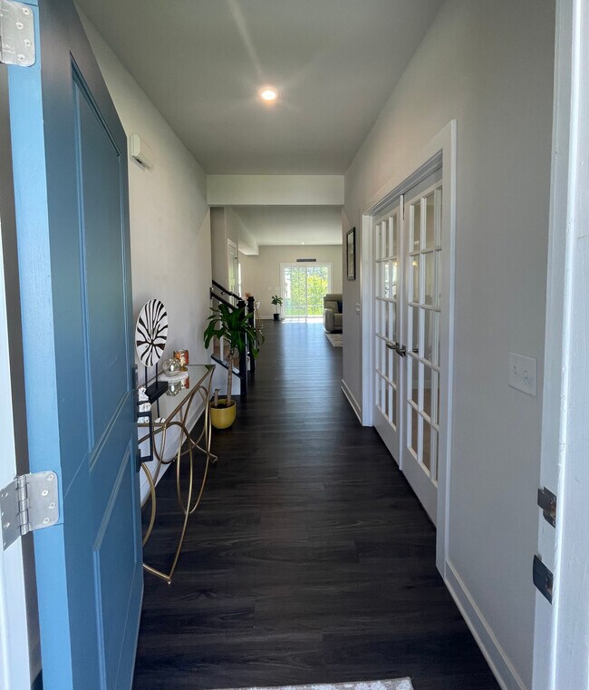 Foto del edificio - 3066 Boxbury Ln