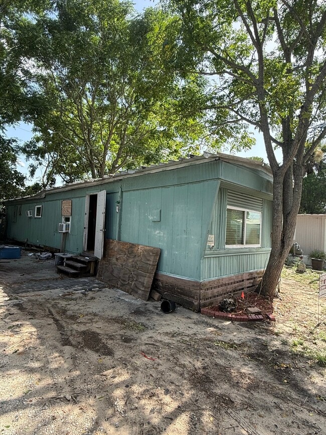 Foto del edificio - 920 Boardwalk Ln