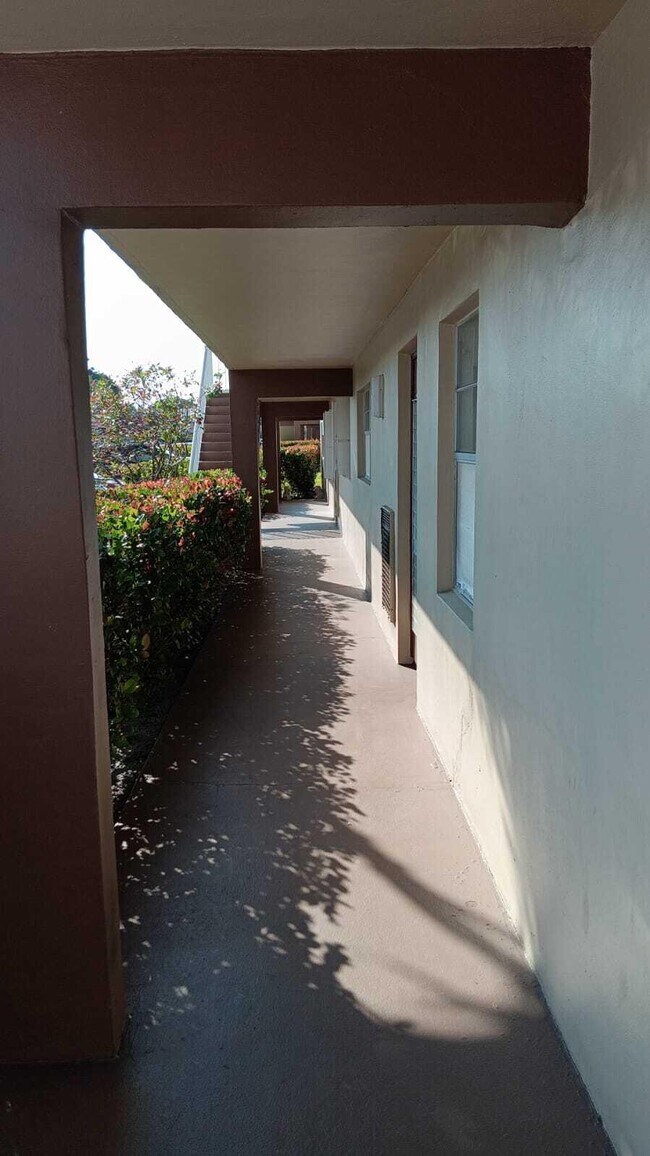 Foto del edificio - 7205 NW 5th Ct