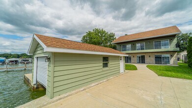 Building Photo - 13336 Fulton St