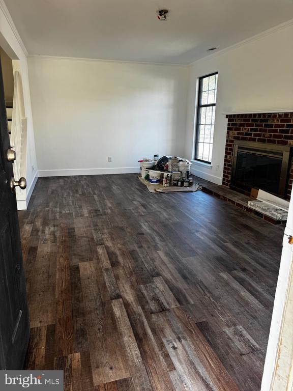 Building Photo - 633 Foxton Ct