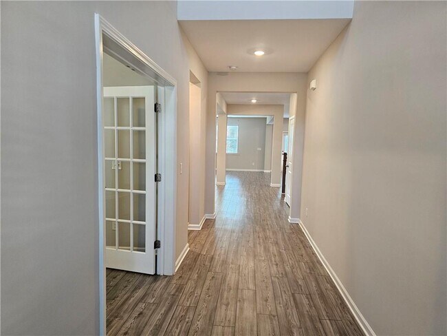 Building Photo - 4457 Waxwing St