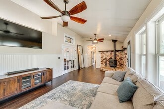 Building Photo - 4640 Motto Ln