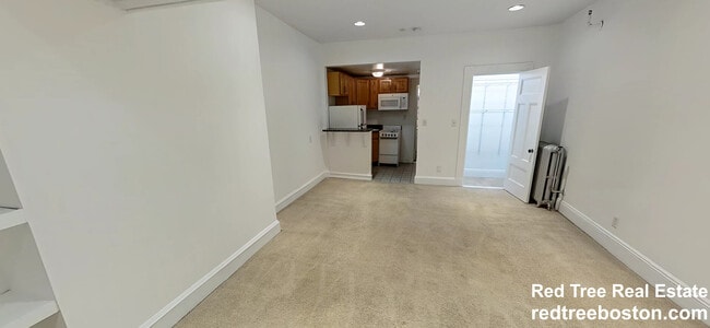 Foto del edificio - 379 Commonwealth Ave