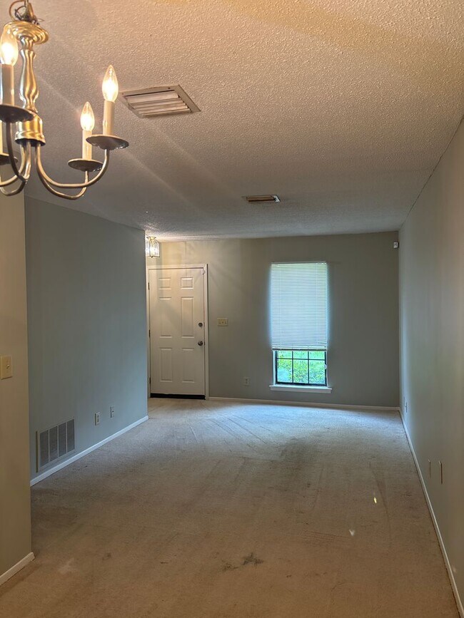 Foto del edificio - 5764 Worchester Ct