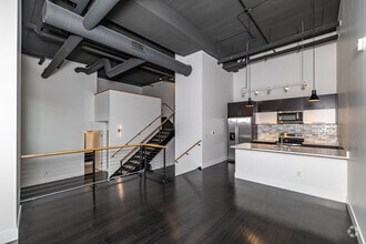 Interior Photo - 550 Ultra Lofts
