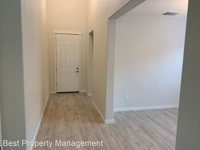 Building Photo - 5 br, 3 bath House - 904 Pendleton Ct