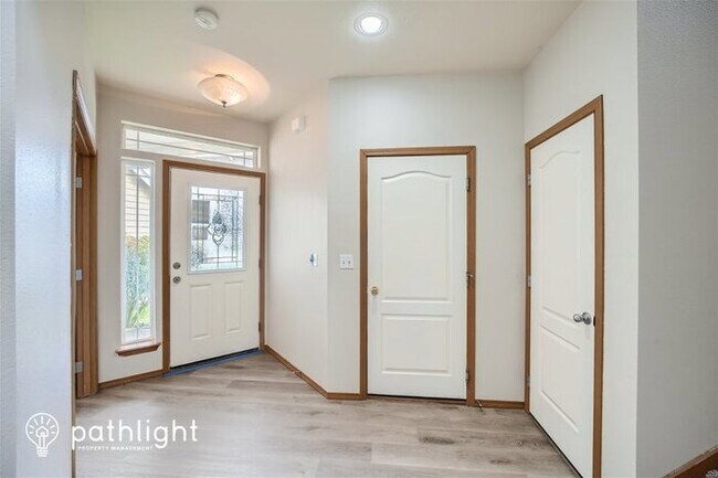 Building Photo - 11609 183rd St E, Puyallup, WA, 98374