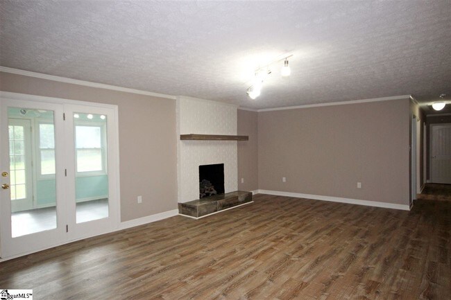 Building Photo - 2916 Brushy Creek Rd