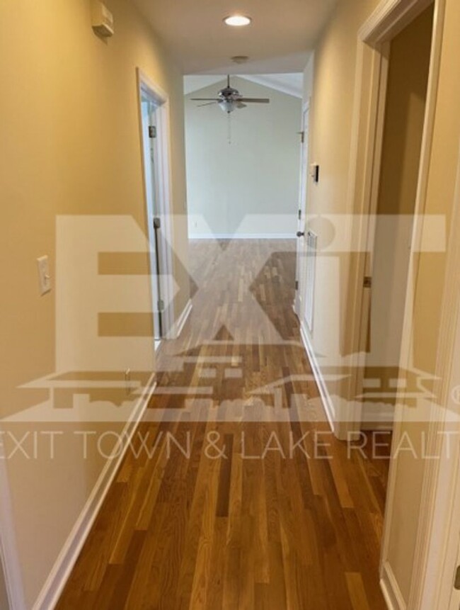Building Photo - Spacious Ranch with Attached 2-Car Garage