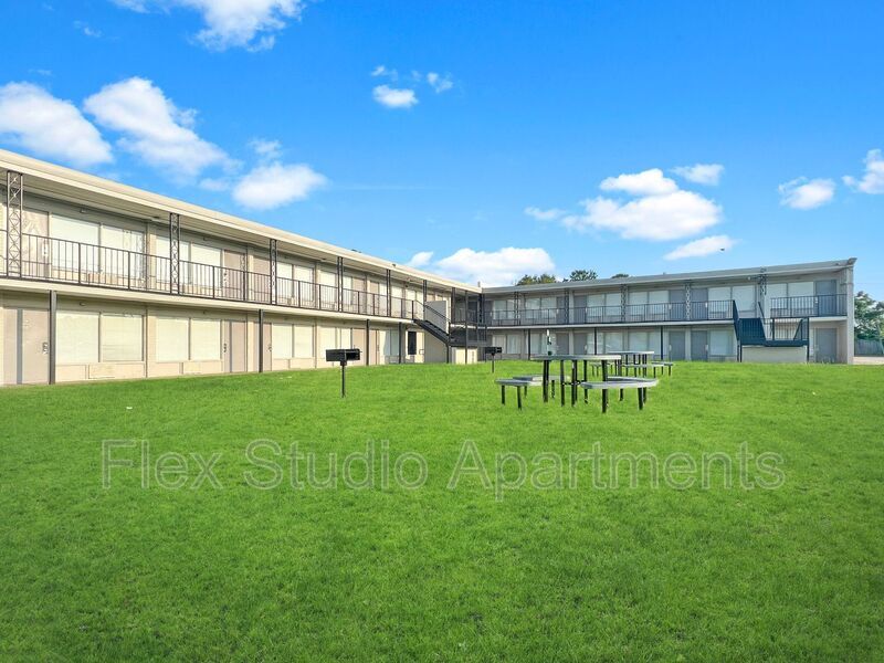 Primary Photo - 3600 Albright Rd