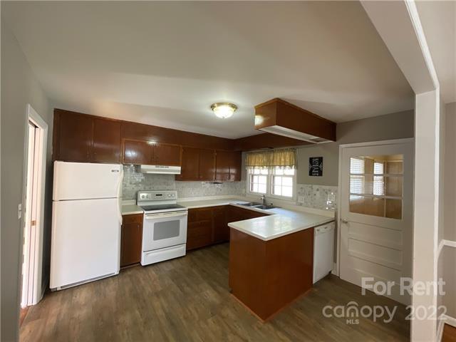 Foto del edificio - 4910 Auburndale Rd
